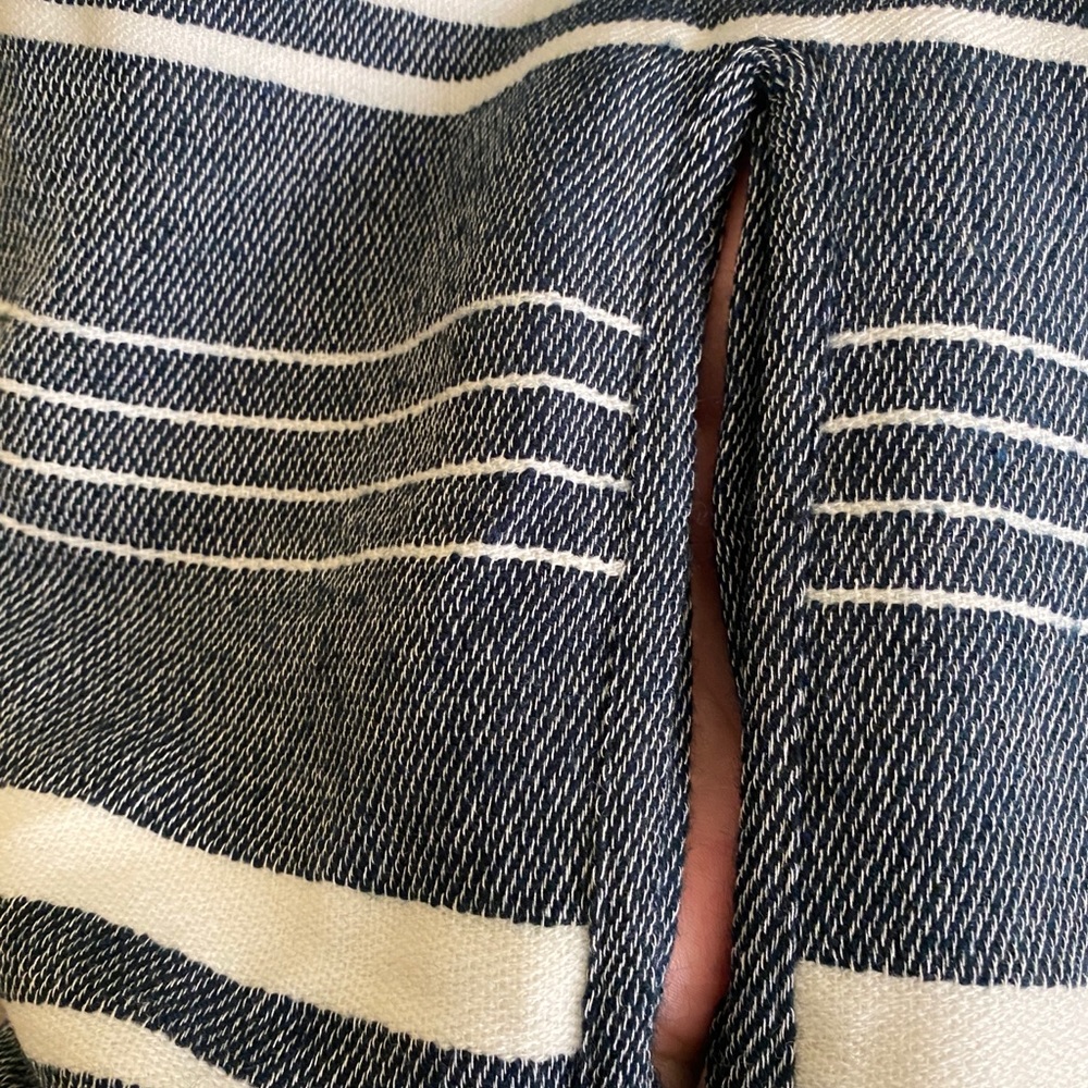 J Crew Cape Scarf-Dark Navy/White-30.5 x 73.5 - Picture 5 of 5